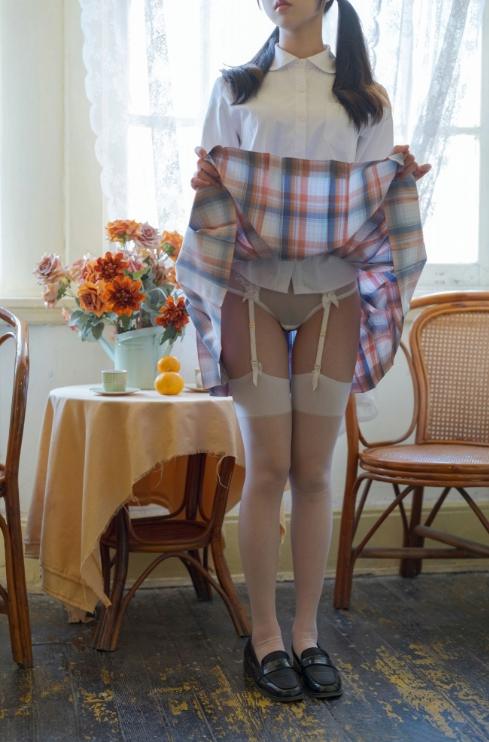 25091719   [少女秩序]小七 - JK户外 111P-21M