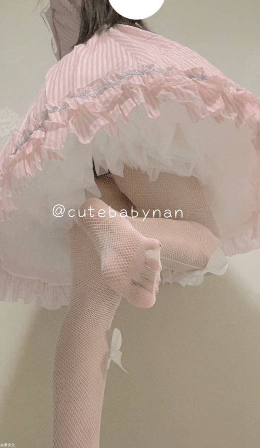 25091405  糯米 推特合集 203P+1V-486M