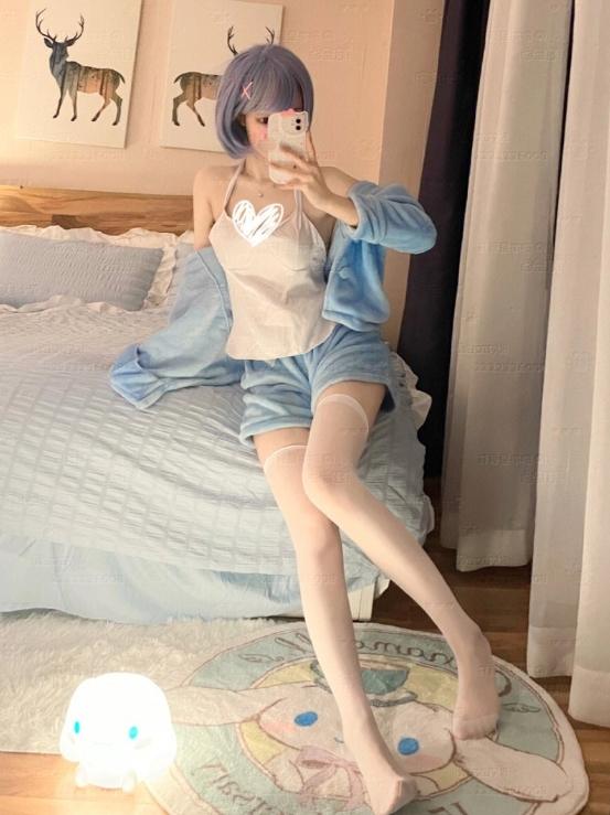 25092818  小蔓酱啊 推特合集 1133P+8V-198M