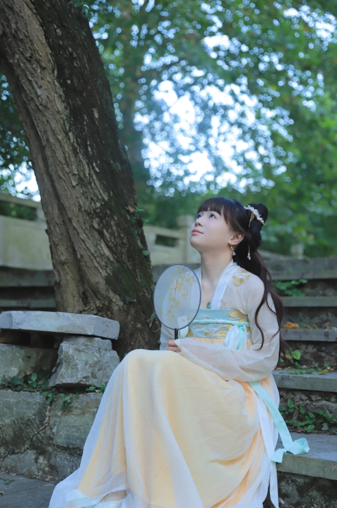 25102007   晓晓可可爱 - 凉亭 89P-1.15G