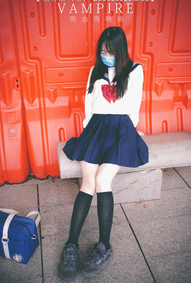 25101603  [吸血鬼映画]JK制服 52P+1V-75M