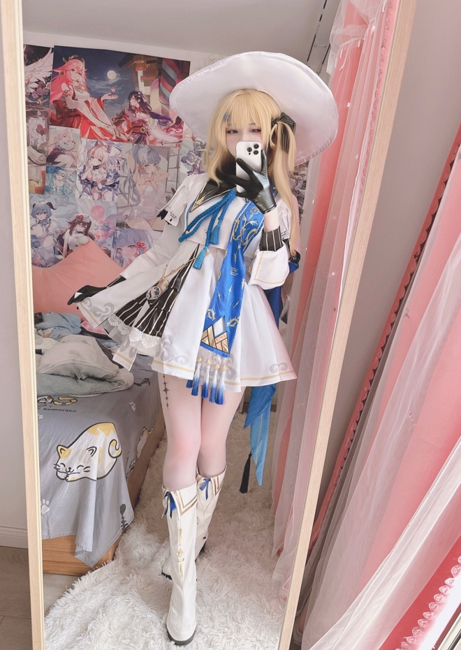 25103113  Misa呆呆 - フィービー 18P+1V-40M