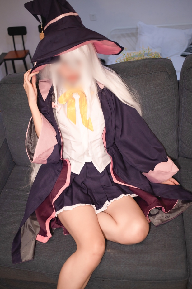 25112608  少女映画  艾莱娜 -  魔女之旅 43P-622M