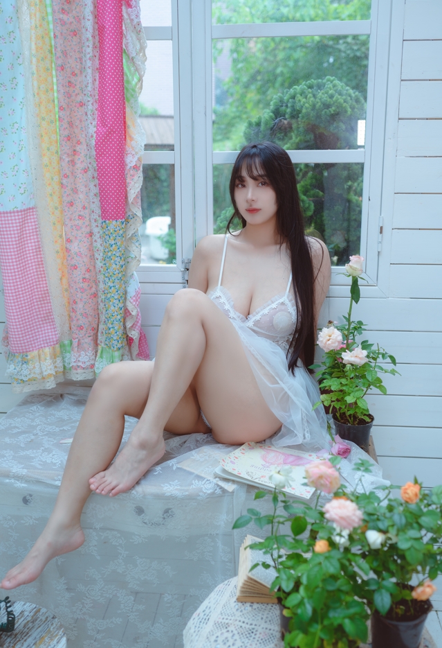 25112603  浅安安  - 定制私拍 665P+10V-16.9G