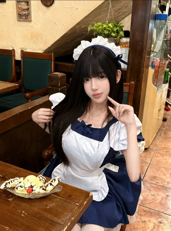 25111415  香风智乃 推特合集 147P+9V-40M