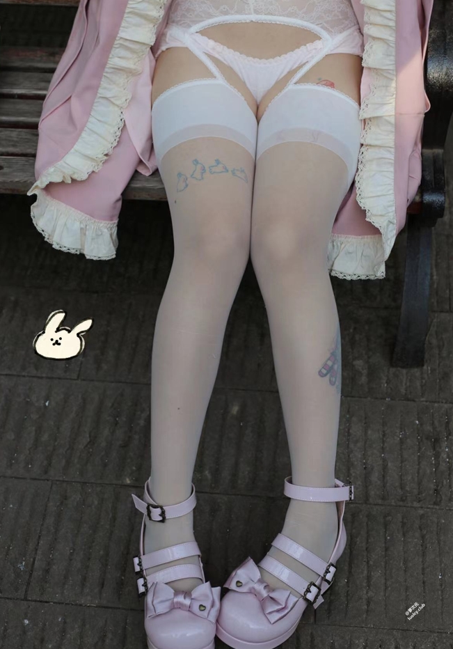 25111403   糯糯酱 推特合集 379P+21V-1.56G