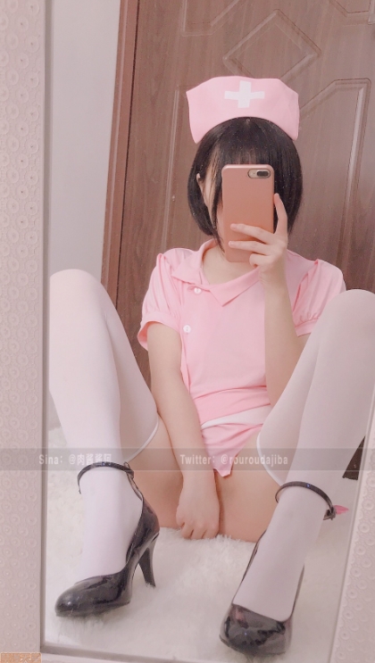 25112319  肉酱酱啊 - 护士 80P-13M