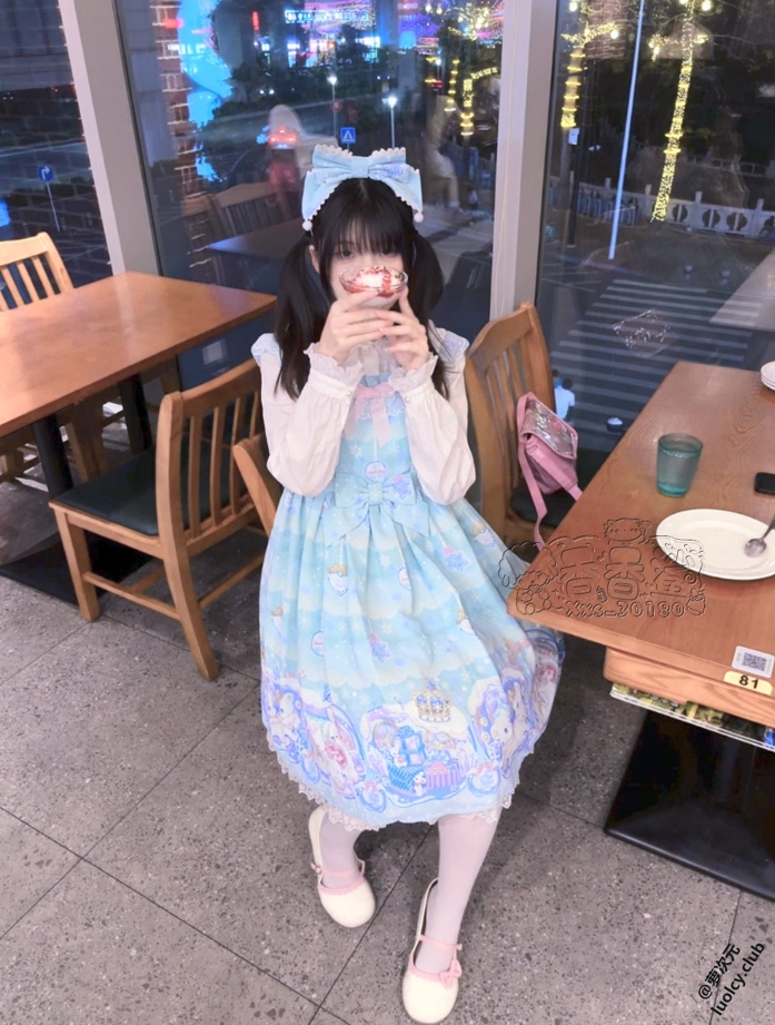 25110718  香香鲨 推特合集 30P+3V-2.01G