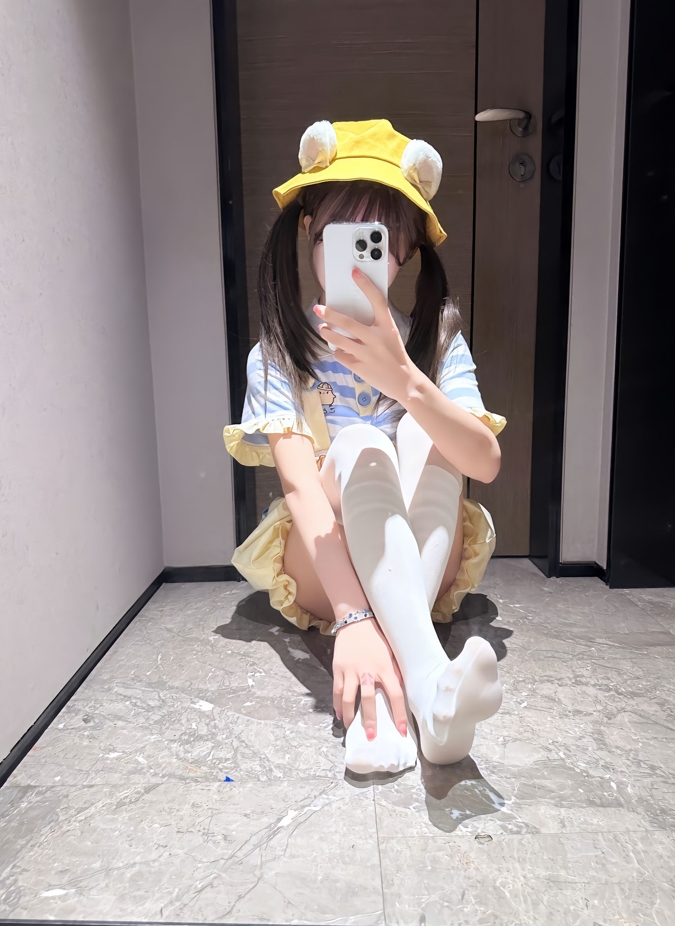 25110215  金钱钱 推特合集 49P+56V-762M