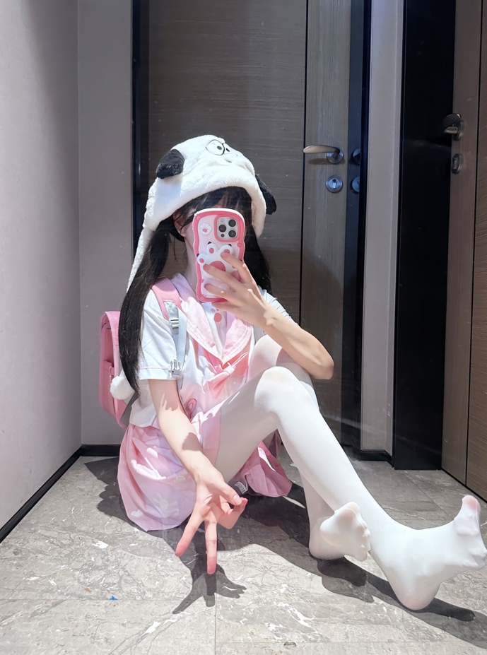 25110215  金钱钱 推特合集 49P+56V-762M