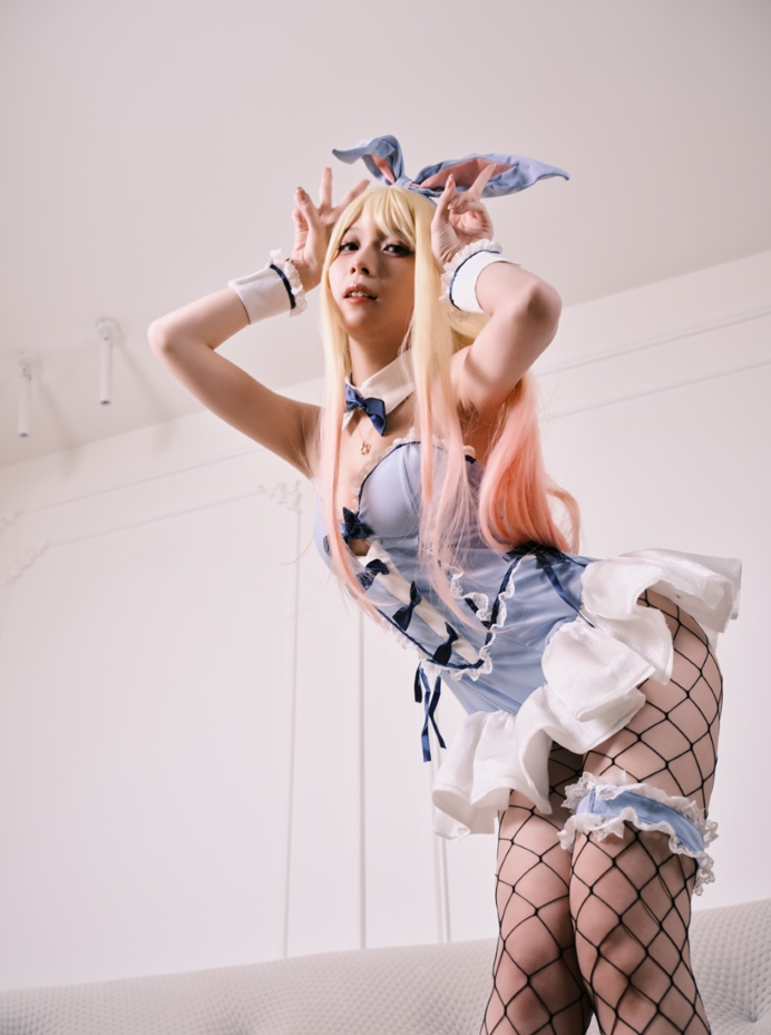 25111914   琴玖久 - 宅家做梦的喜多川海梦 22P-208M