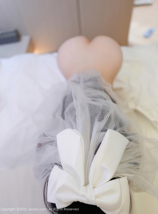 25111004  小樱koko - 白色婚纱 67P-725M