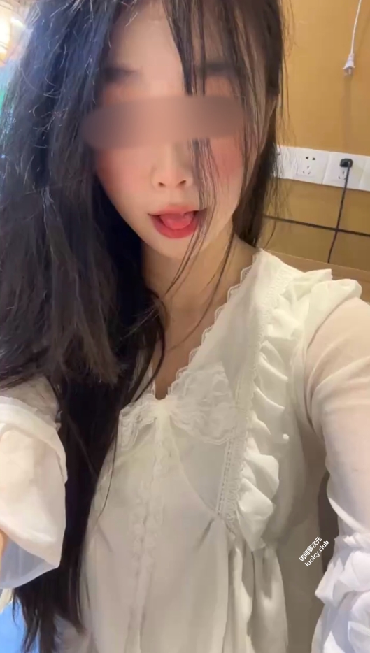 25121714  朵朵 推特合集 194P+3V-4.64G