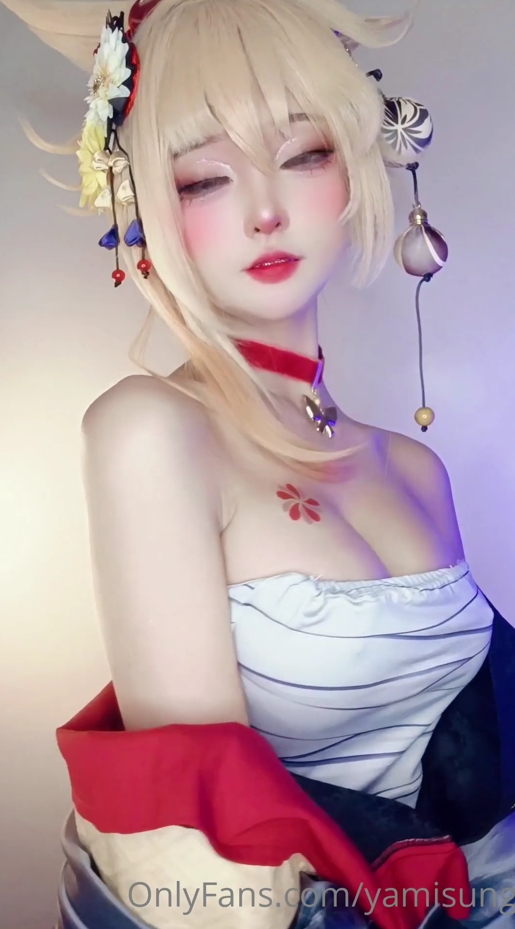 25120415   Yamisung - 玛修・基列莱特 51P+1V-244M