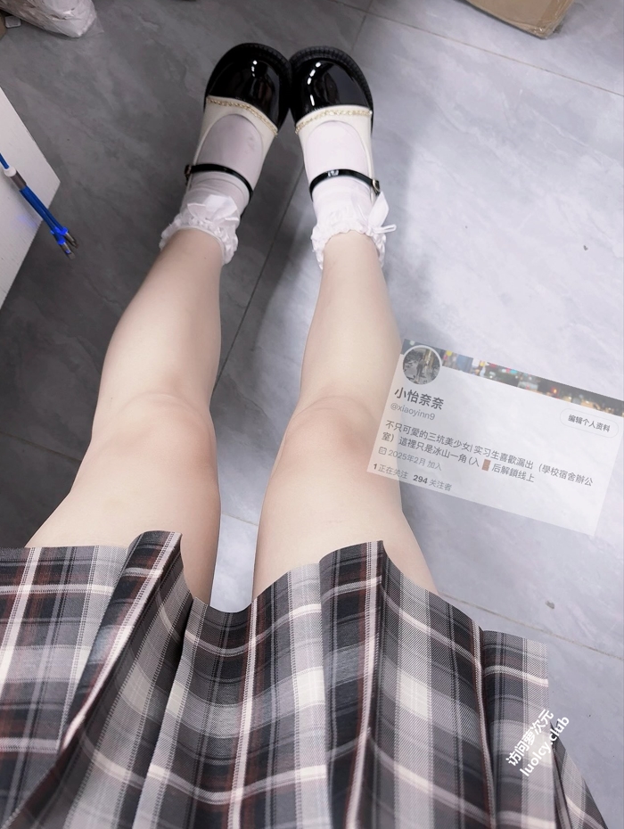 25123020   小怡奈奈 - JK 17P+1V-809M