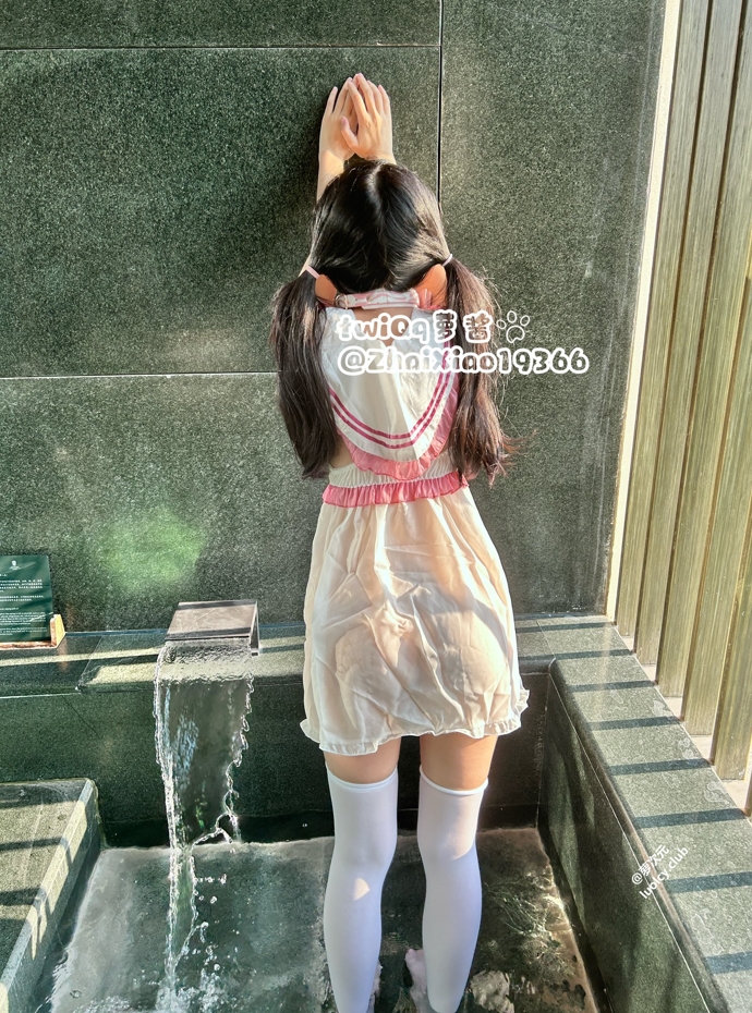 25121703   Qq萝酱 推特合集 433P+120V-3.34G