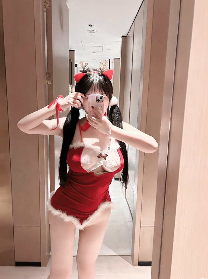 26010112  月宝 推特合集 127P+108V-1.18G