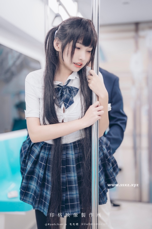 26012009  無毛猫 - 电车通学少女 25P+3V-284M