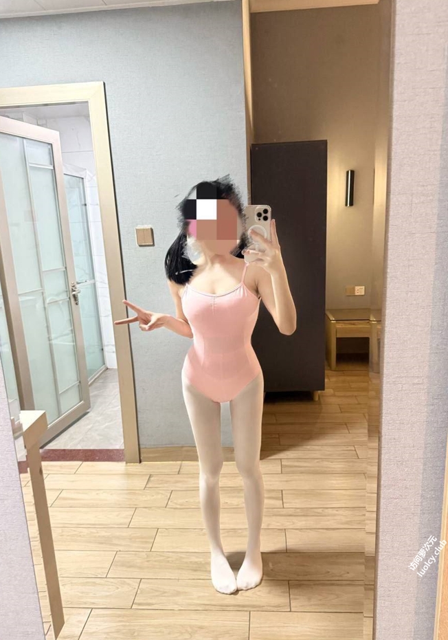 26010108  小鱼 推特合集 392P+131V-1.31G