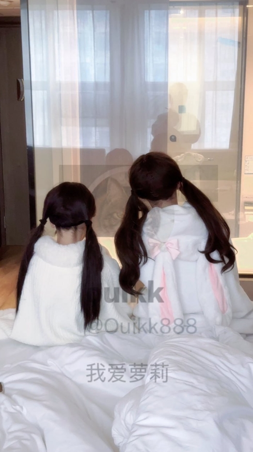 26012901  ouikk蟾蜍 推特合集 50P+36V-283M