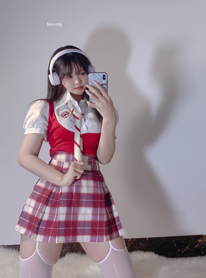 26012920  真真 推特合集 378P+20V-211M