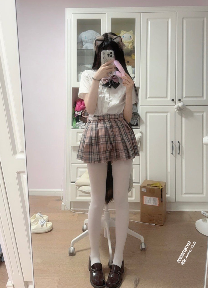 26010111   悠哉大王 推特合集 28P+13V-1.37G