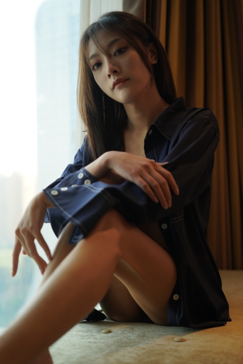 26011809   小杨妹妹 定制私拍 316P-1.53G