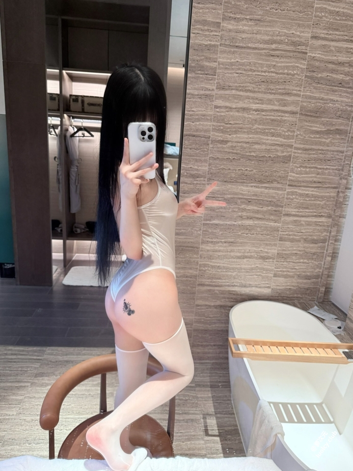 26012609   爱莉兔 推特合集 239P+77V-1.04G