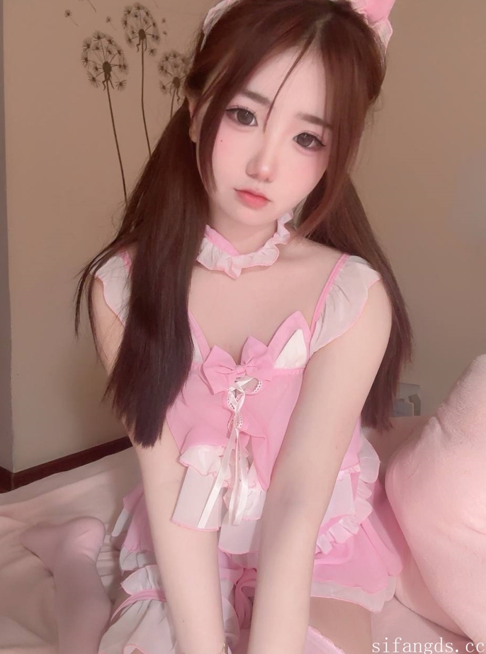 26012606  babyandbay 推特合集 135P+54V-1.42G