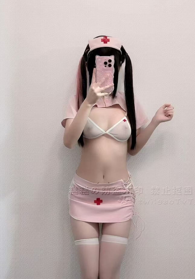 26012620   忧郁小糕 推特合集 376P+363V-3.25G