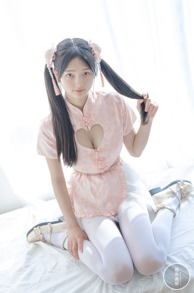 26010703  [稚乖画册] 赤西夜夜 - jk少女 双马尾中华娘 84P+1V-1.29G