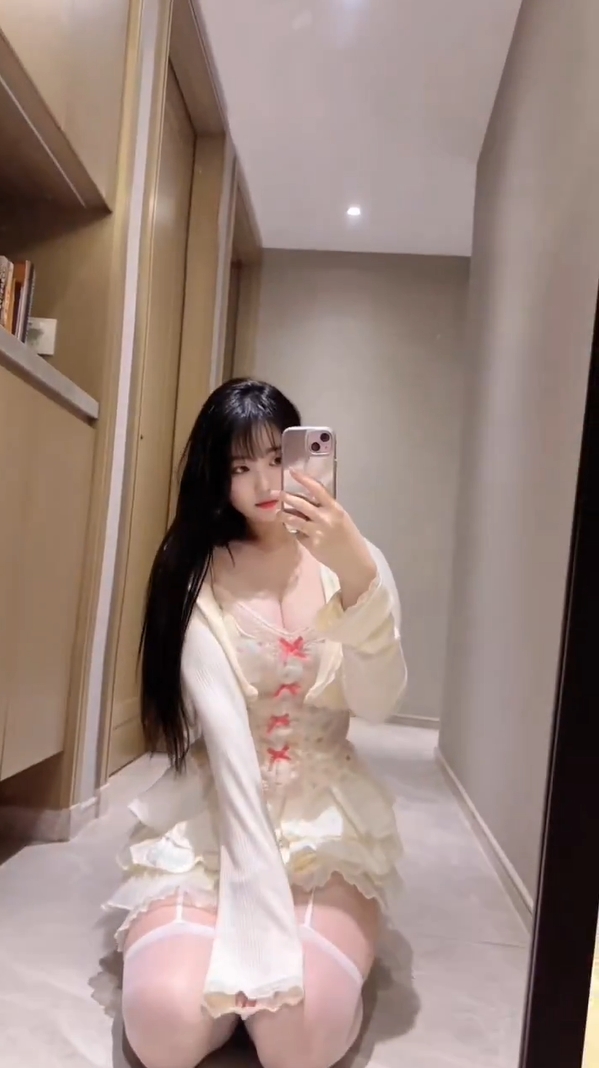 26021517  软情 推特合集 57V-1.47G