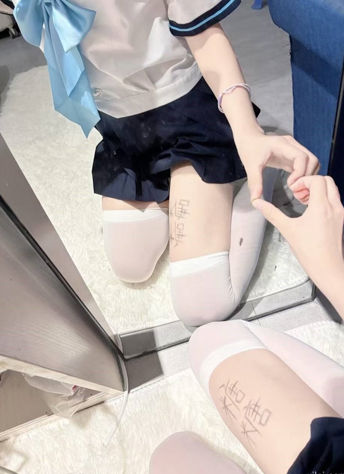 26021518  糖糖tangtang886 推特合集 54P+50V-1.01G