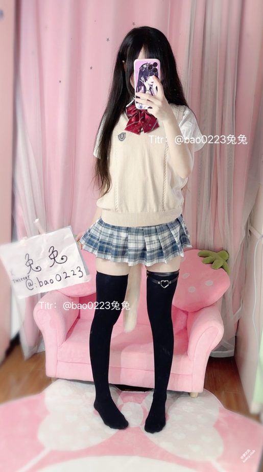 26021509  兔兔酱 推特合集 99P+59V-810M