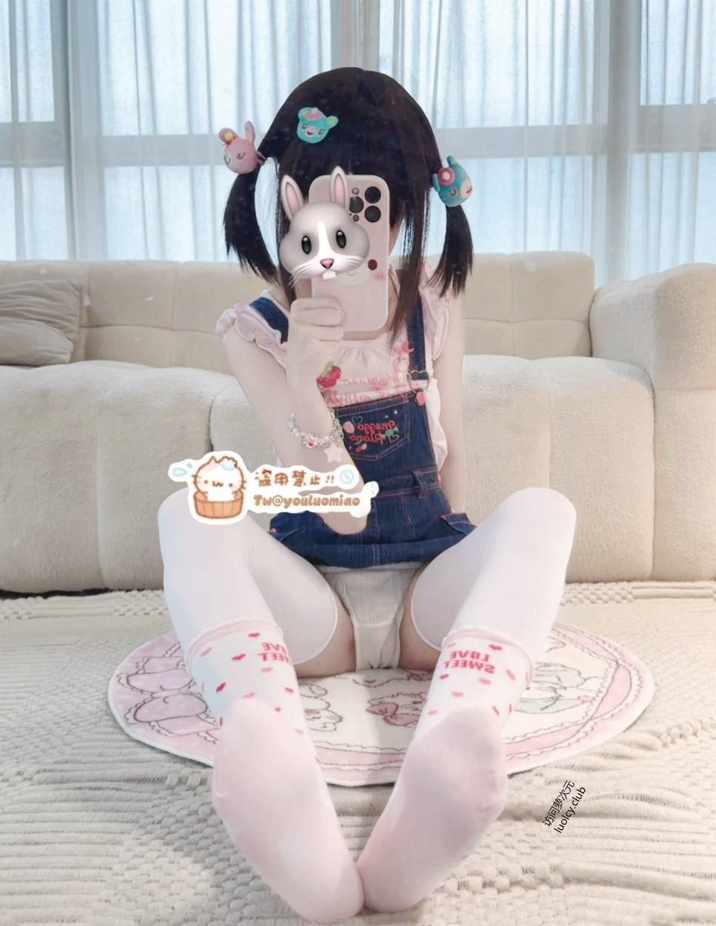 26021504  喵瓜酱 推特合集 186P+24V-1.08G