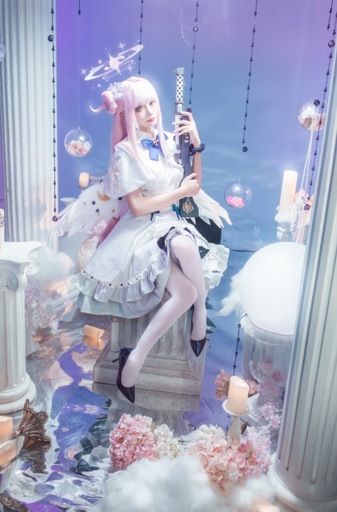 26020916  艾西aiwest - 圣园未花 40P-416M