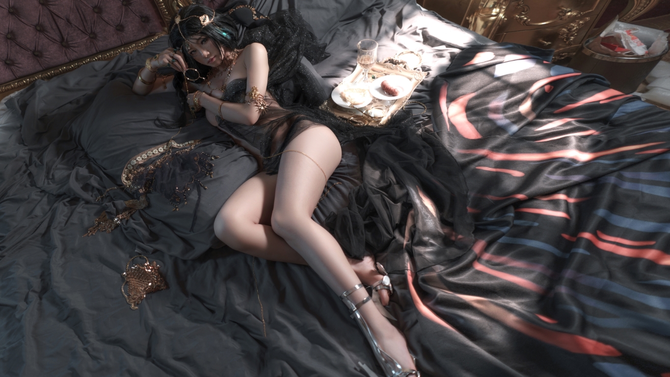 26021107  uki雨季 6套合集 124P-1.26G