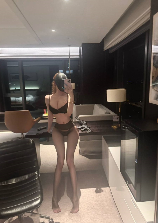 26031305   李恩秀 推特合集  24P+39V-159M