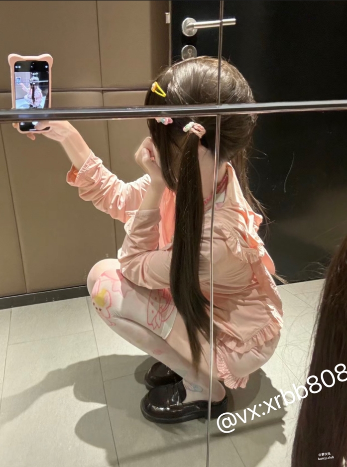 26030110   小葵 推特合集 249P+50V-922M