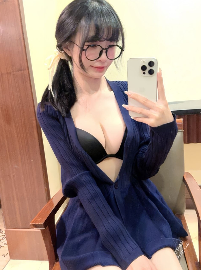 26032316   米妮 推特合集 252P+7V-1.74G