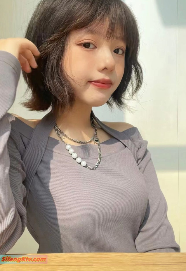 26031306   李月 推特合集 45P+7V-235M