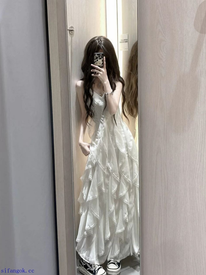 26030405   反差美少女 推特合集 29P+40V-249M