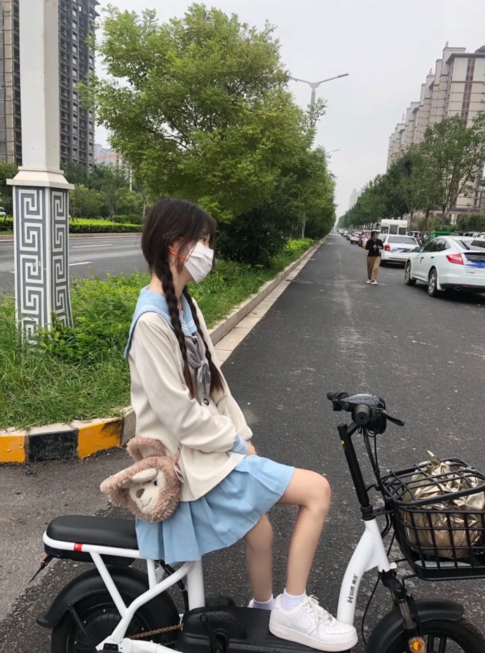 26031317    小瑶萝莉酱 推特合集 392P+42V-138M