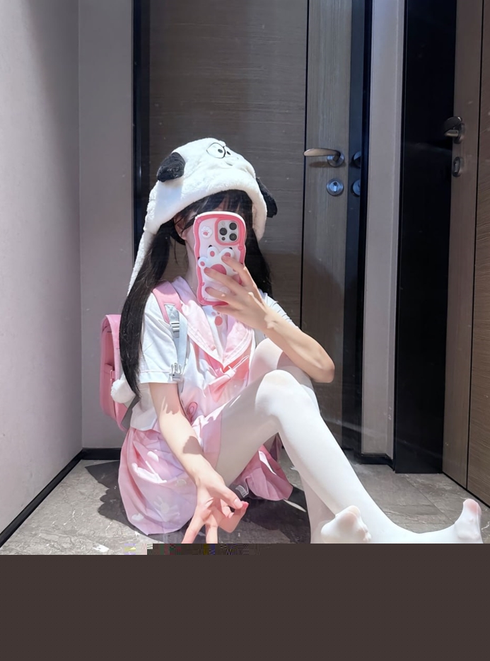 26031304   金钱钱 推特合集 73P+63V-182M