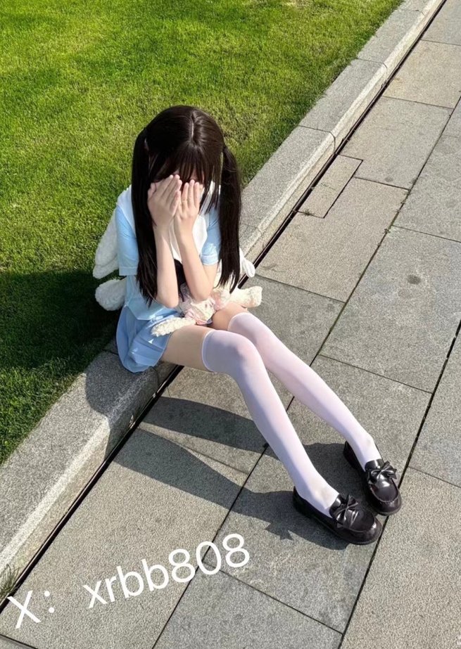 26030110   小葵 推特合集 249P+50V-922M