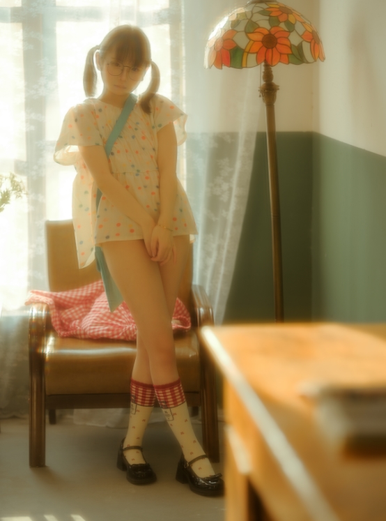 26031718  幼水铃衣 - 童年回忆 20P-281M