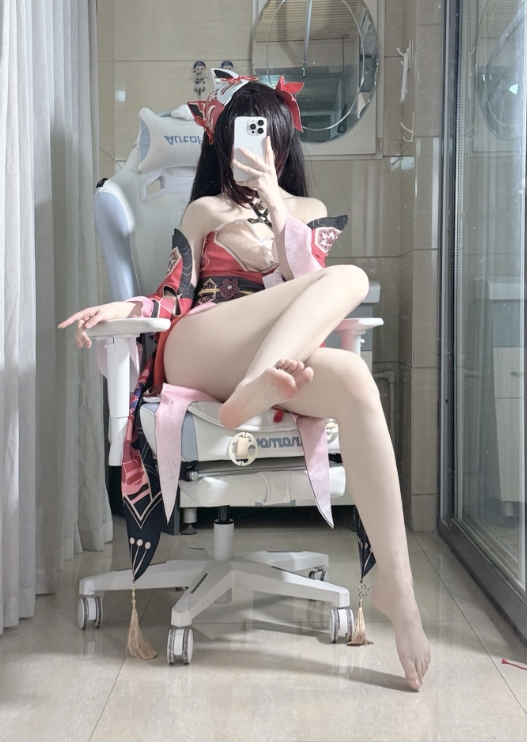 26032915  不可爱羚 - 花火 52P+7V-387M