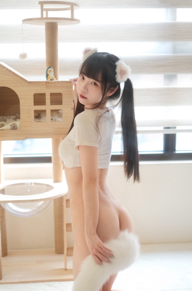 26031702  可可小白兔 - 小貓娘想被主人疼愛 69P+1V-132M