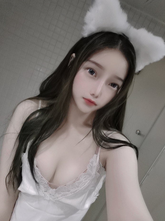 26042505  eloise软软 30套合集 2275P+21V-10.5G