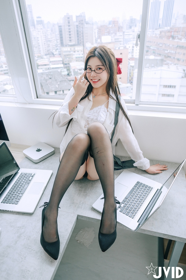 26042514  卡洛琳 11套合集 1451P+7V-5.55G